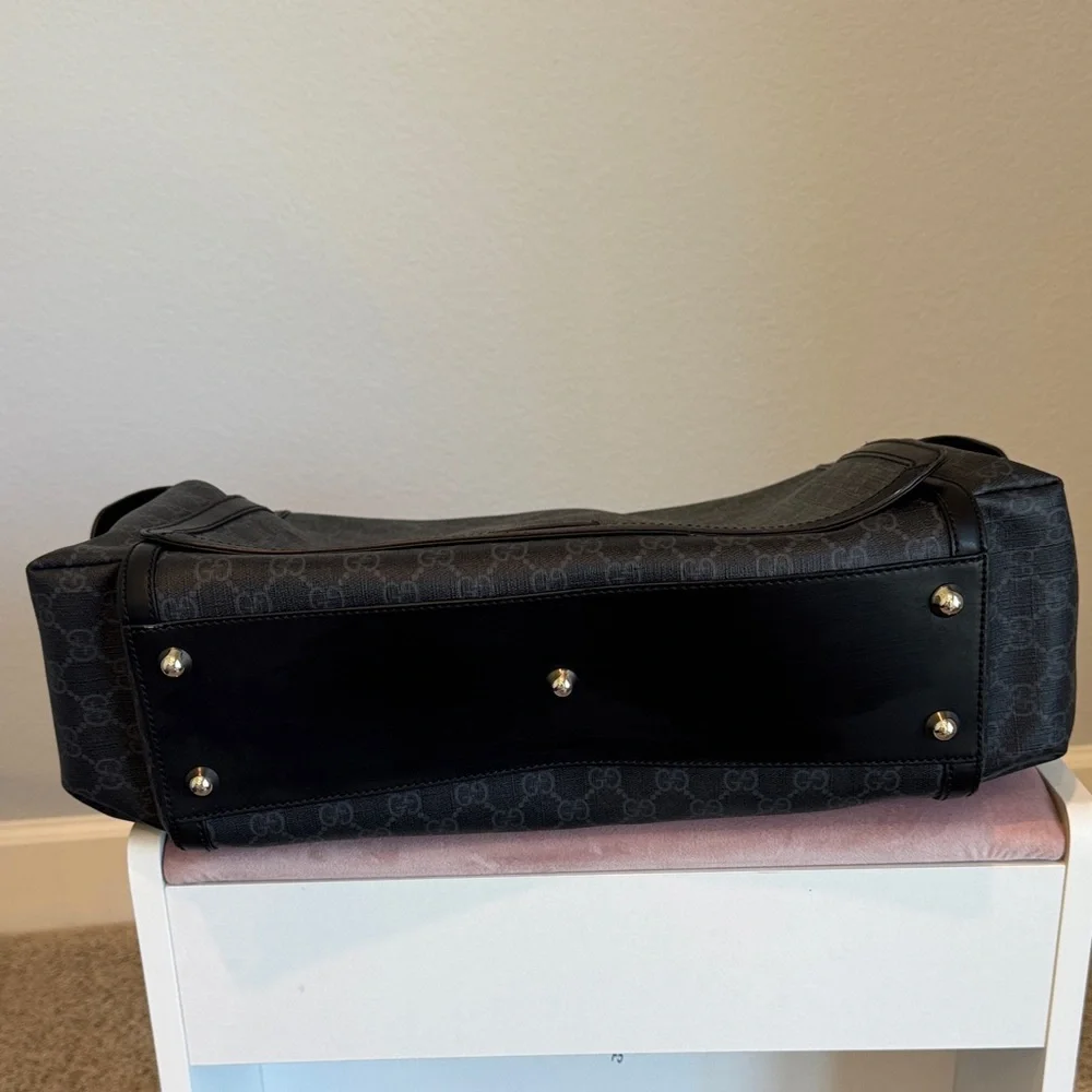 Gucci GG Monogram Black Large Changing Bag Diaper Bag - Picture 8 of 11